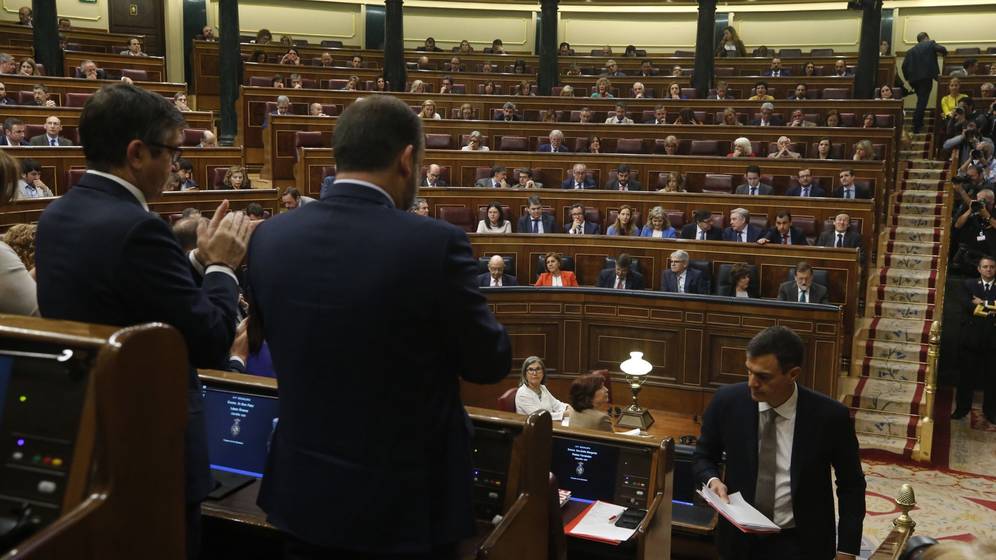 El Congreso debate establecer un registro de ‘lobbies’ similar al que ya existe en Cataluña, Castilla-La Mancha y Madrid